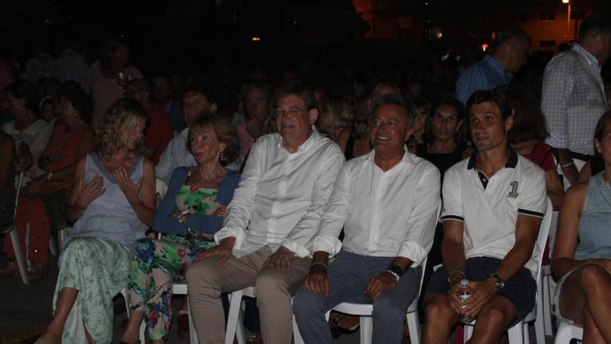 David Ferrer, Ximo Puig, Gabriela Bravo y Fernández de la Vega, en el espectáculo de Sara Baras en Xàbia