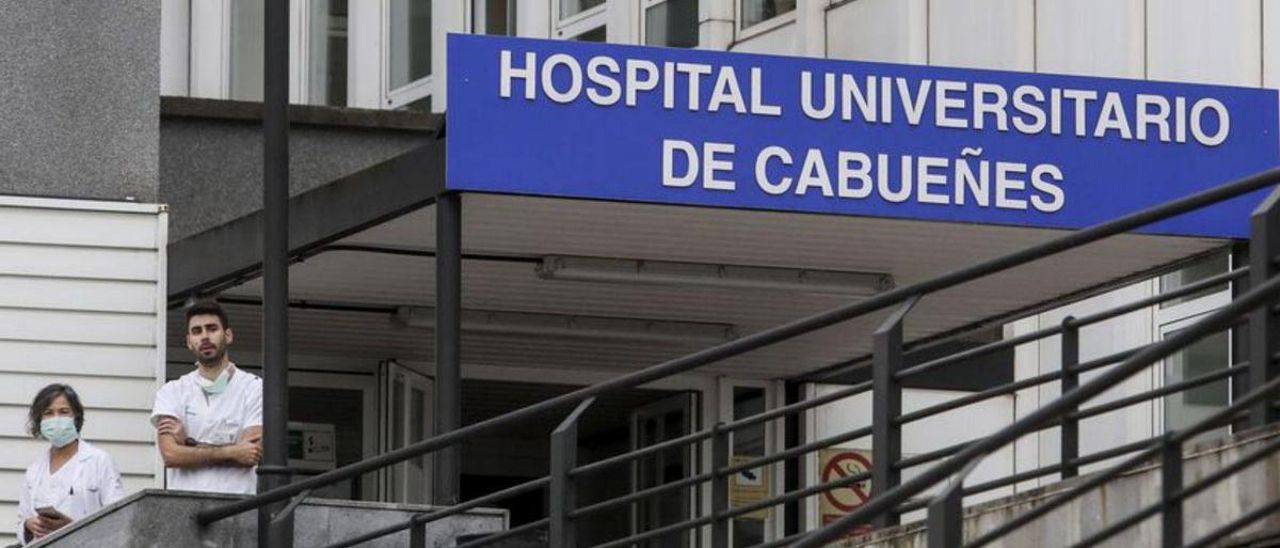 Entrada del Hospital de Cabueñes. | Julián Rus