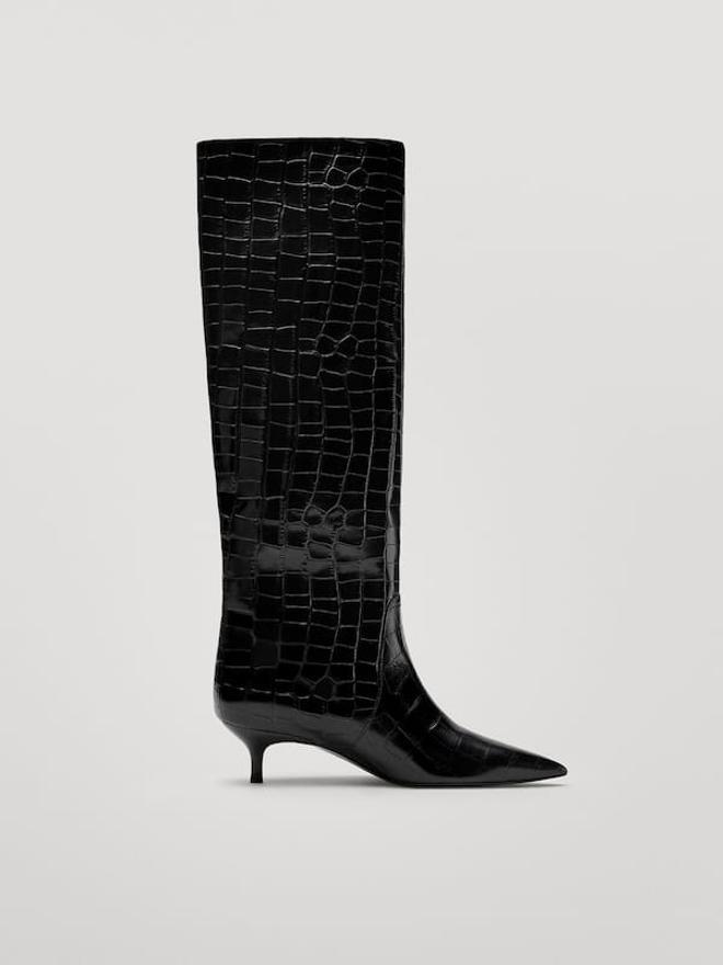 Botas con estampado negro, de Massimo Dutti