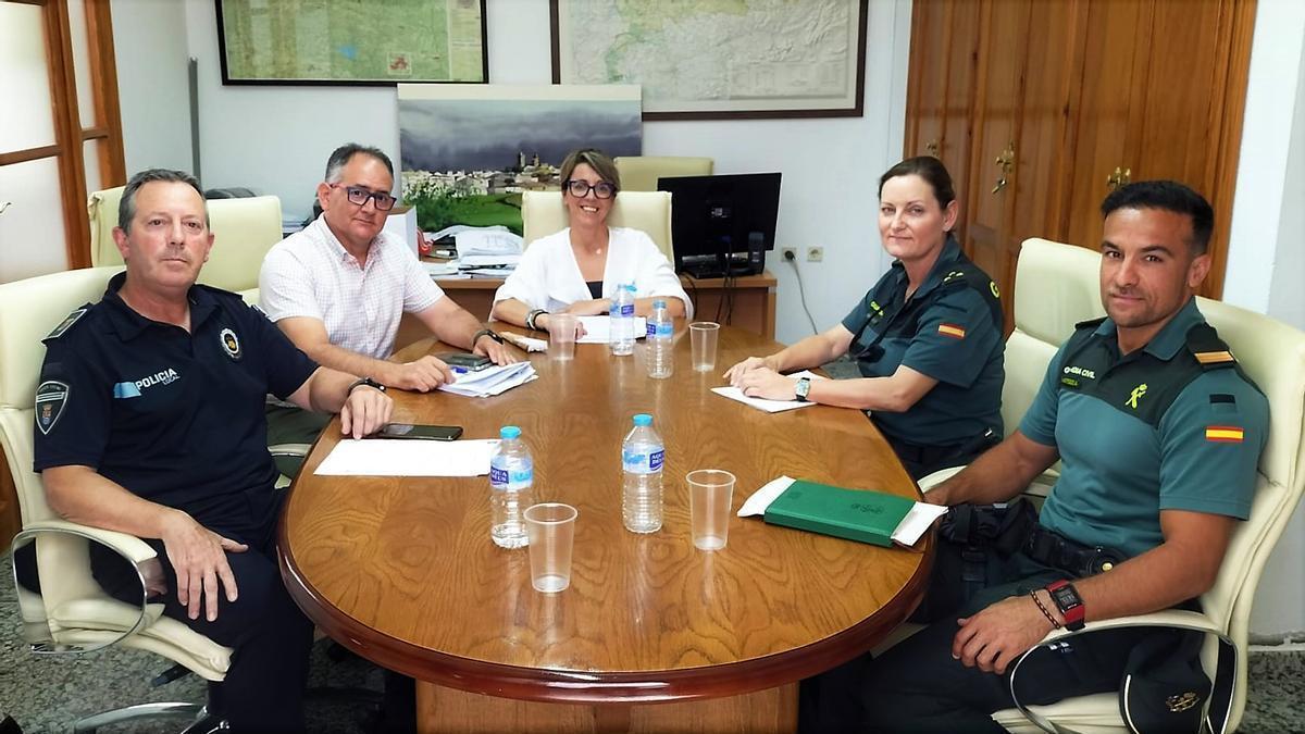 Asistentes a la reunión de la Junta Local de Seguridad de Monesterio