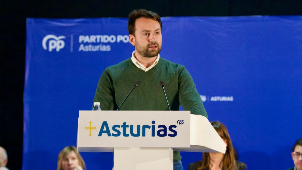 Álvaro Queipo, durante una intervención ante los dirigentes regionales del PP.