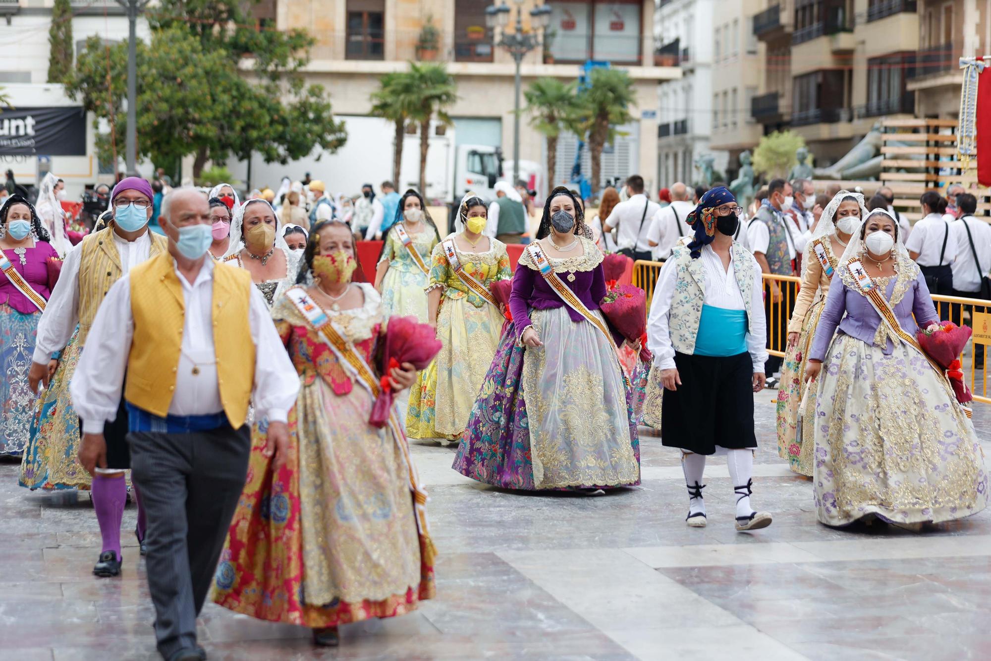 Búscate en el segundo día de Ofrenda por la calle Caballeros (entre las 17.00 y las 18.00 horas)