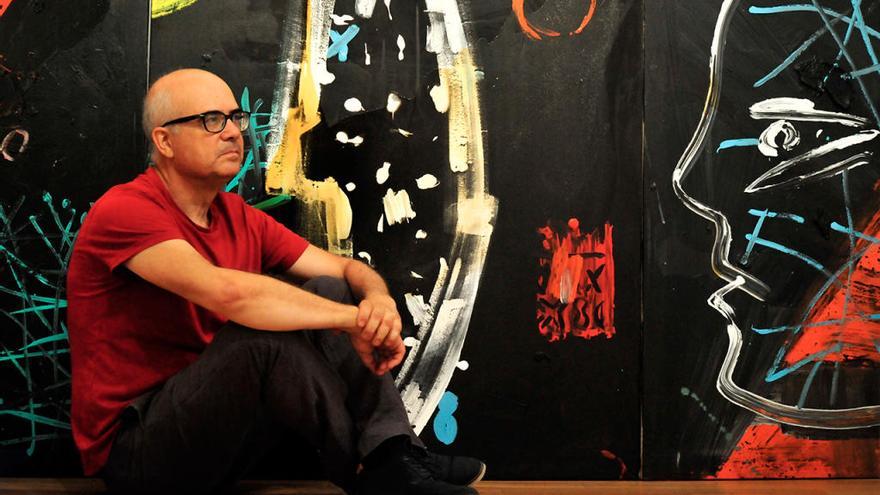 Antón Patiño, en su exposición de Cambados. // Iñaki Abella