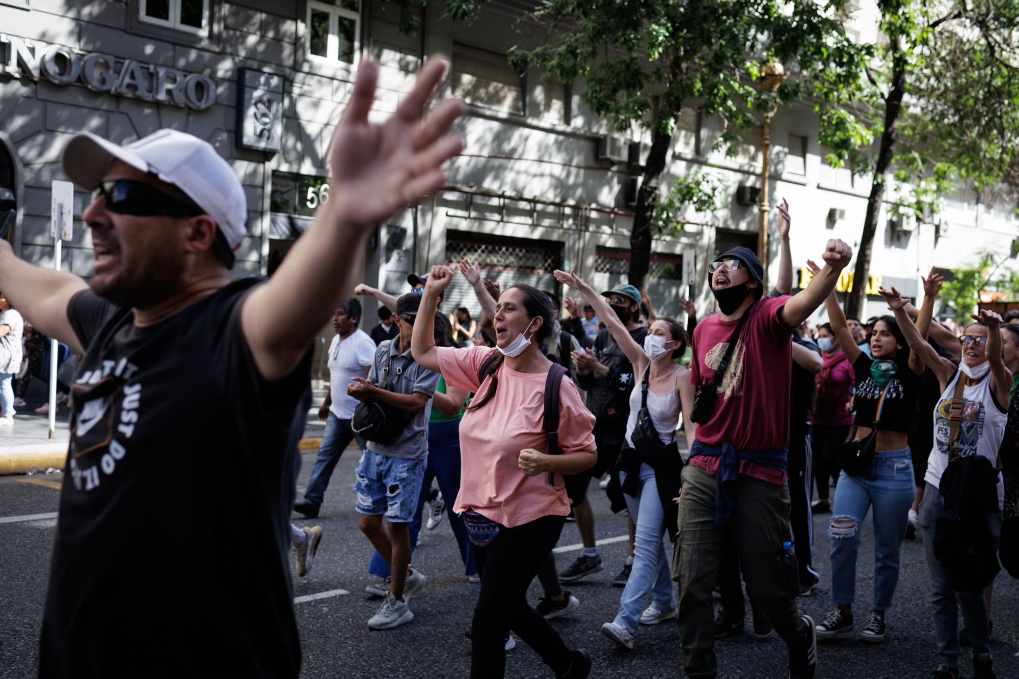 Jornada de movilizaciones contra Gobierno de Javier Milei en Buenos Aires