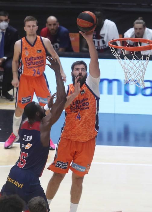 Valencia Basket Club vs TD Systems Baskonia . PlayOff