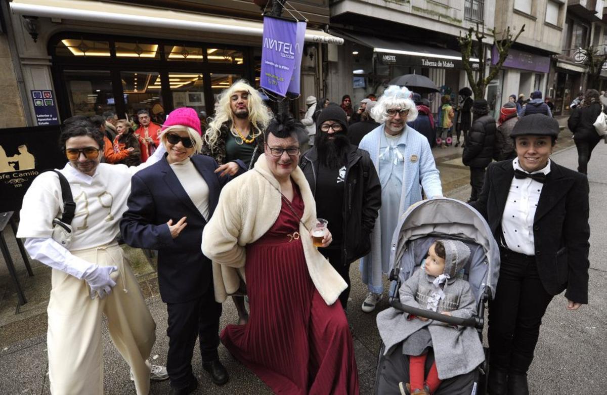 Particiipantres na cita do Entroido lalinense.