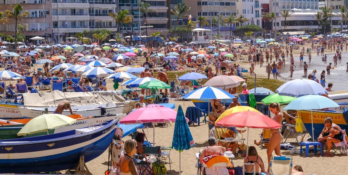 Playa de Las Canteras, en la zona de La Puntilla donde se localizó el cadáver, en una imagen de archivo