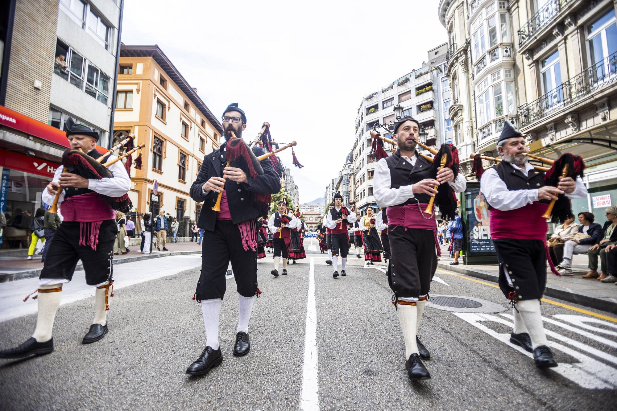 Gran éxito de la feria de La Ascensión en Oviedo