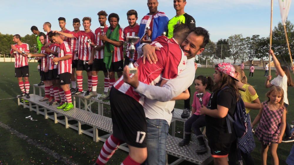 El Montesinos celebra el ascenso por todo lo alto