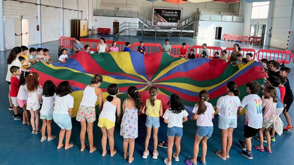 Actividades recreativas en el Pabellón Multiusos