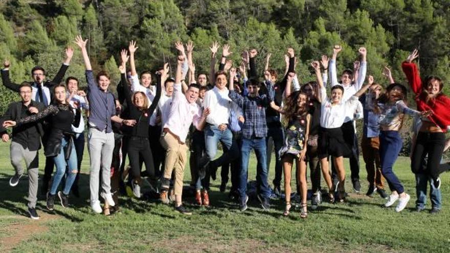 Alguns dels assistents a l&#039;acte de celebració que es va fer dissabte a Món Sant Benet.