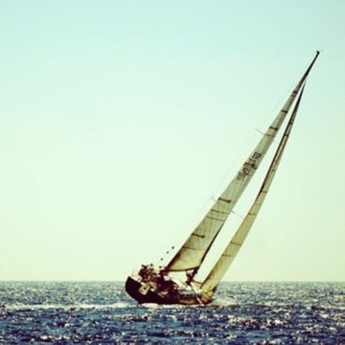 Vent en popa a tota vela. Vol mediterrani.