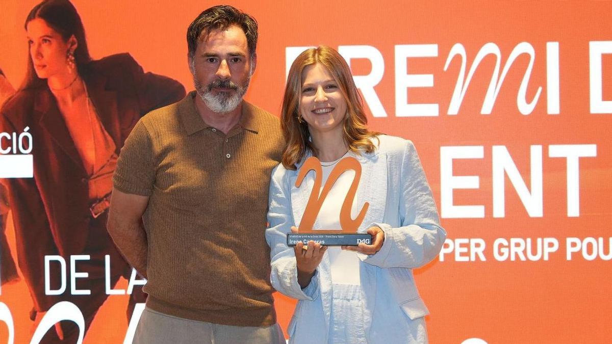 Irene Carreras, recollint el premi.