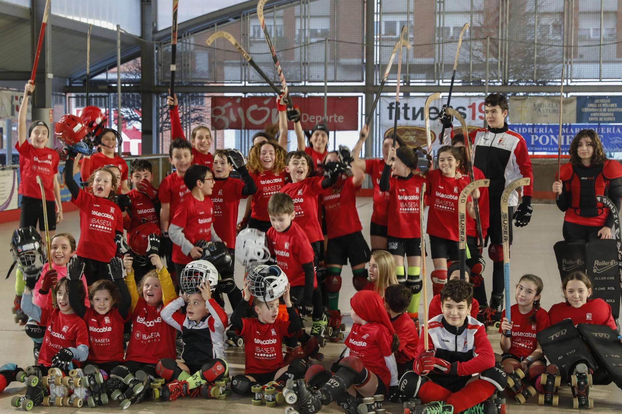 La cantera del Telecable Gijón, el orgullo del club, celebra la victoria en la Copa Intercontinental (en imágenes)