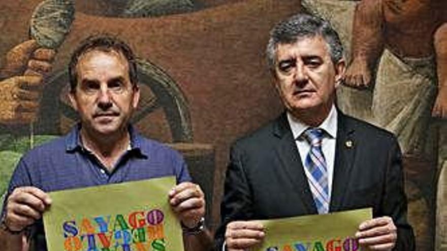 Isaac Macías (d) con Jaime Fontanillo en una campaña de la asociación.