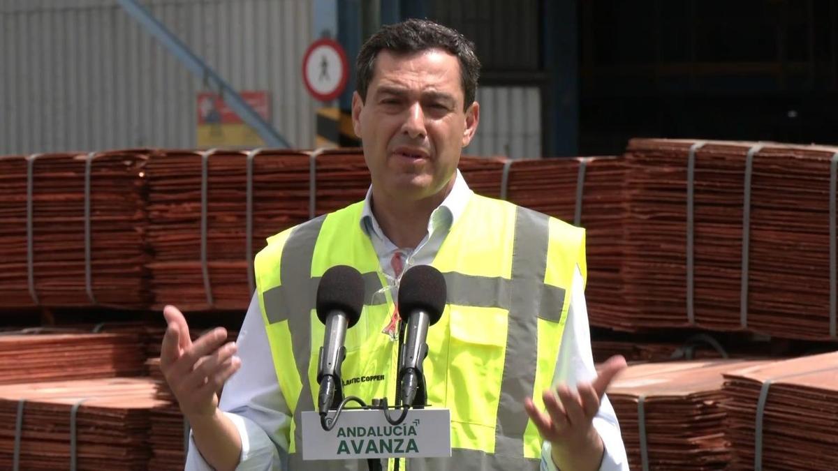 Juanma Moreno, en un acto de la campaña en Huelva