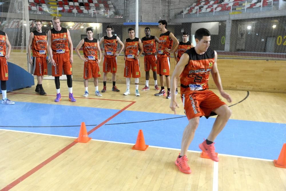 El Básquet Coruña engrasa la maquinaria en Riazor