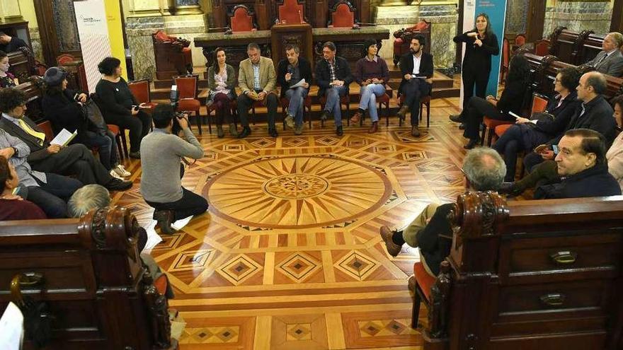 Acto de balance del proceso participativo del área metropolitana, en el salón de plenos municipal.