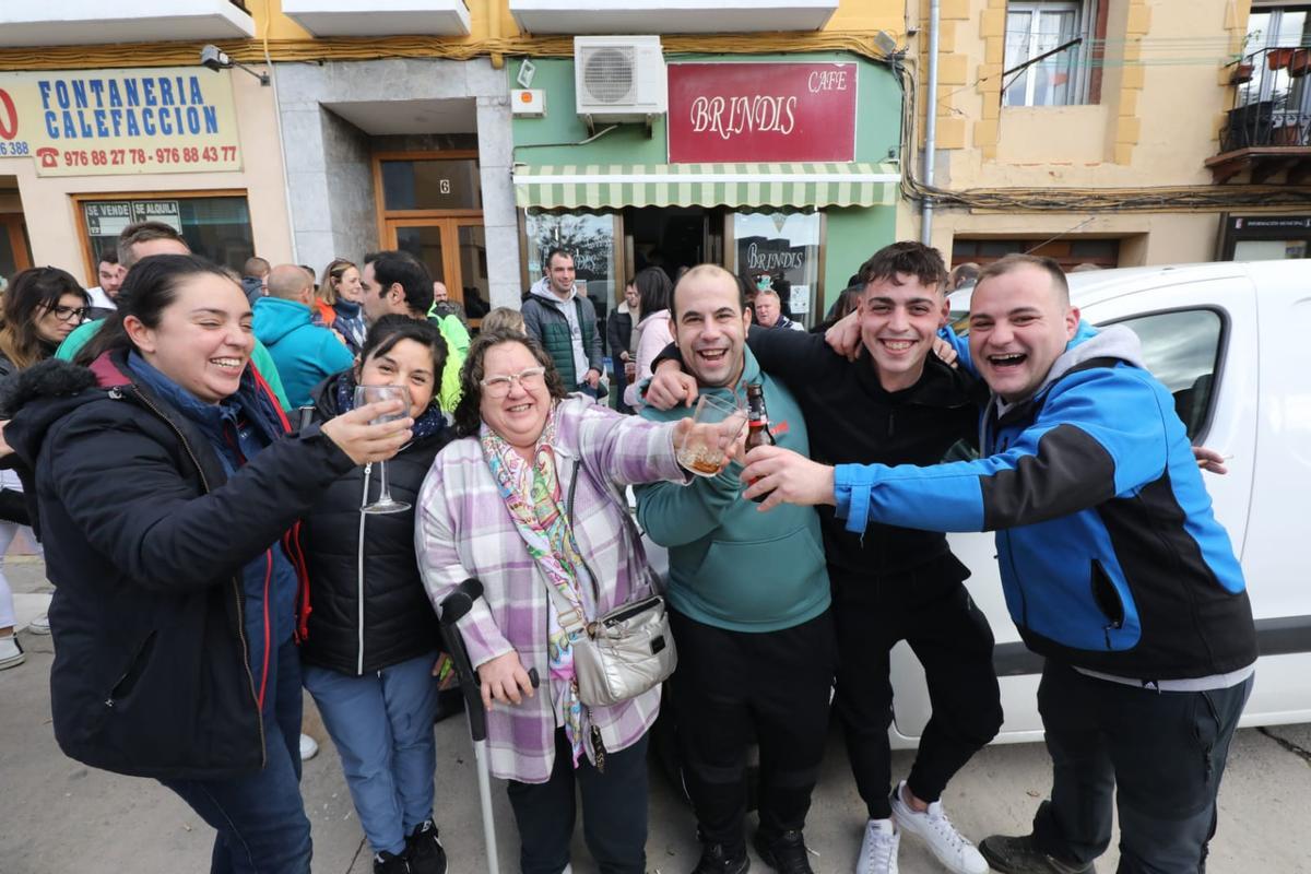 El bar Brindis de Calatayud ha vendido íntegramente uno de los dos cuatros premios de la Lotería de Navidad
