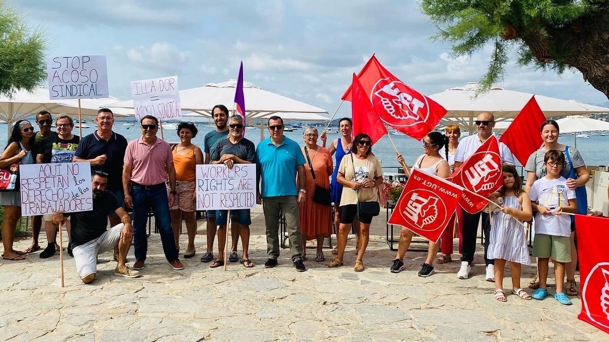 Una imagen de la protesta de trabajadores del hotel Illa d&#039;Or del Port de Pollença.