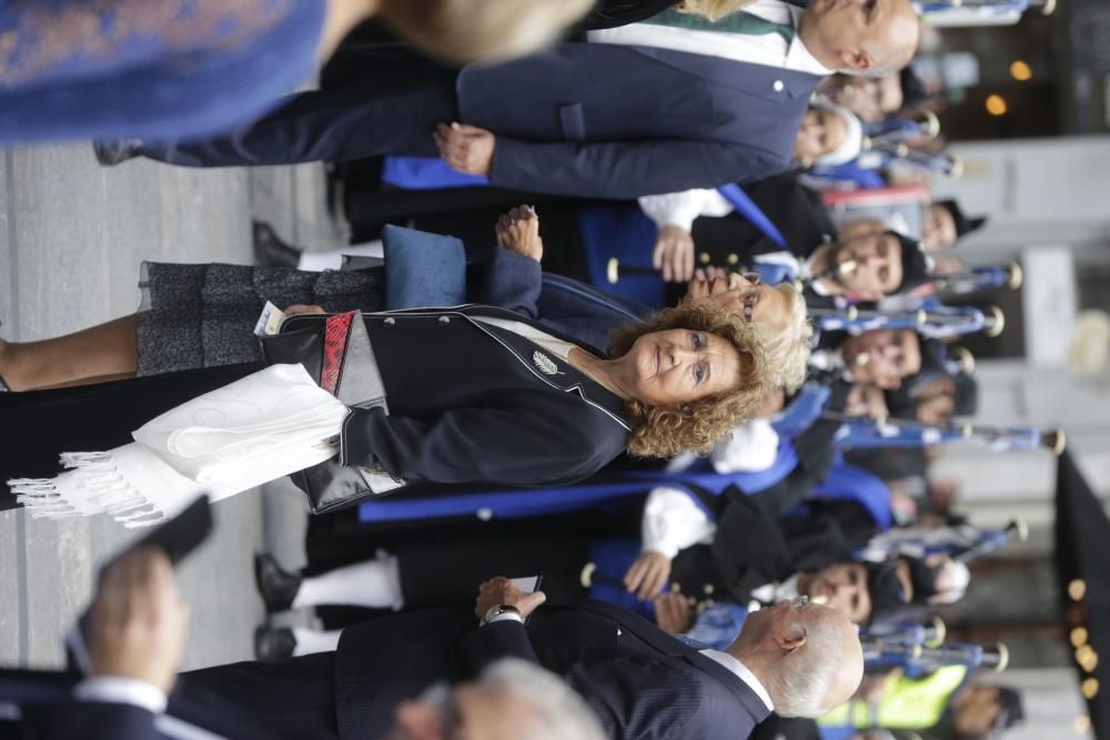 La alfombra azul del teatro Campoamor