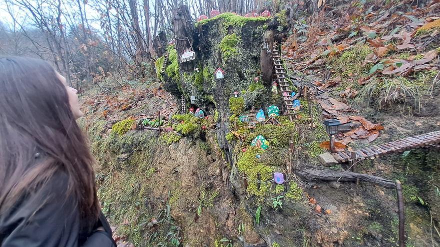 La Navidad trepa a los montes de las Cuencas para decorar senderos, pueblos y cumbres