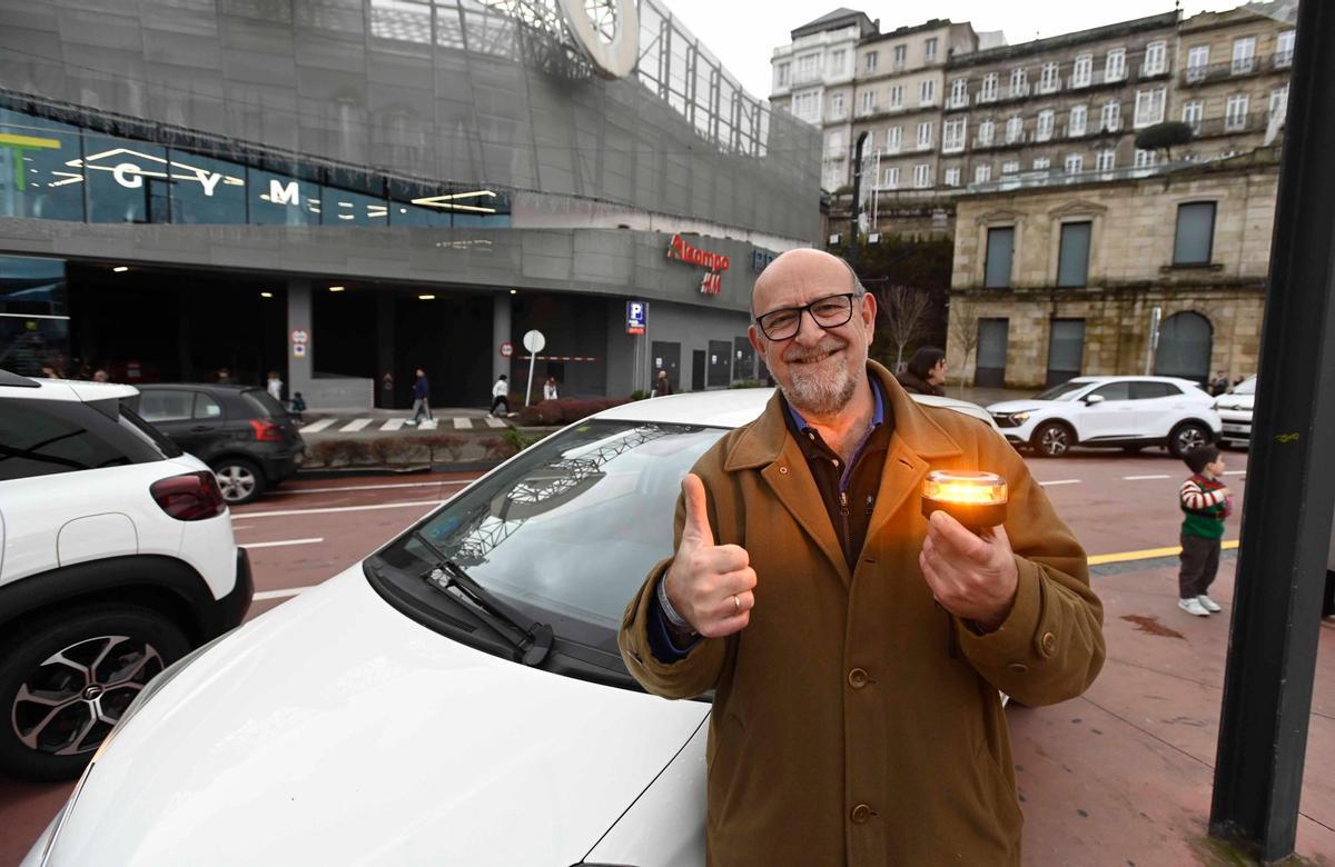 Conductores gallegos que ya usan la baliza V-16