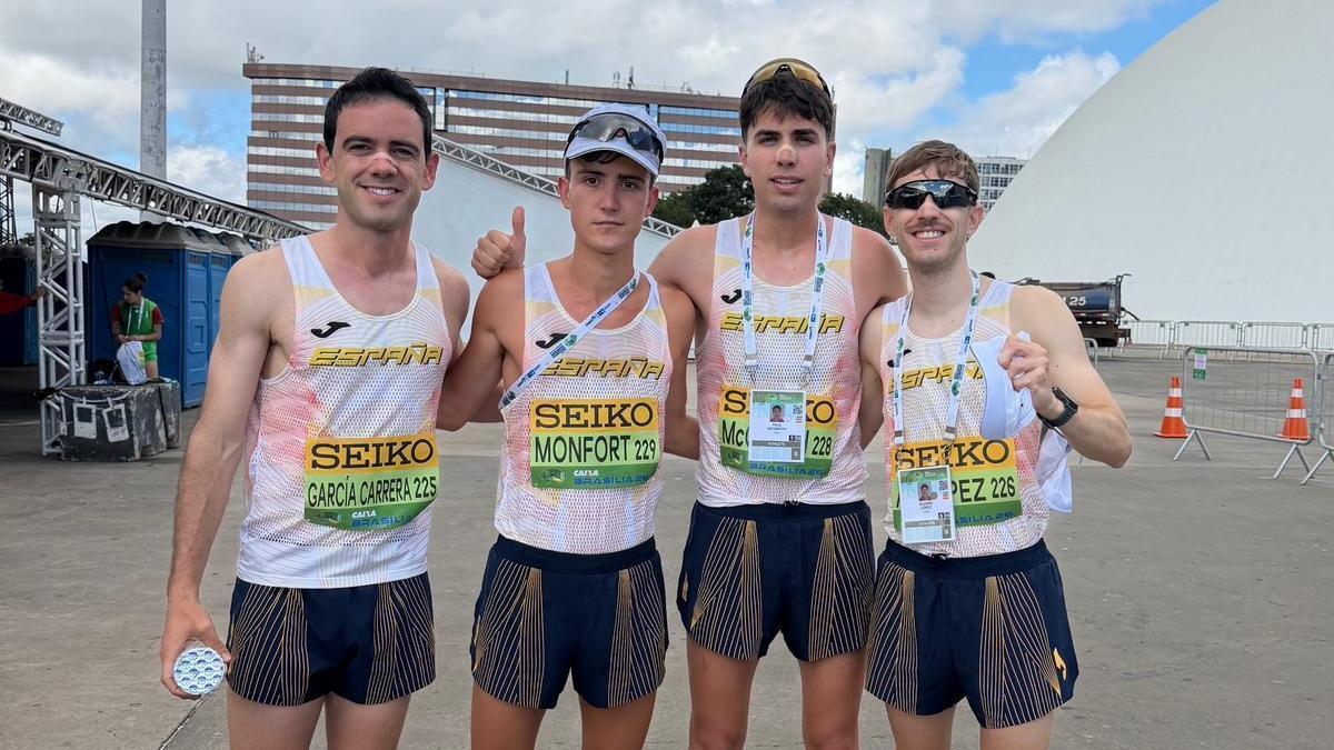 Diego García, Dani Monfort, Paul McGrath y Álvaro López, plata en Brasilia