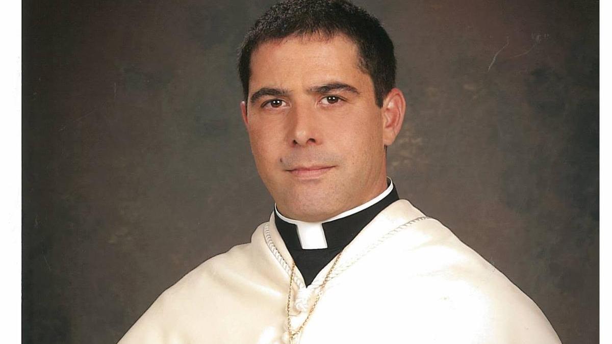 Pedro Fernández.