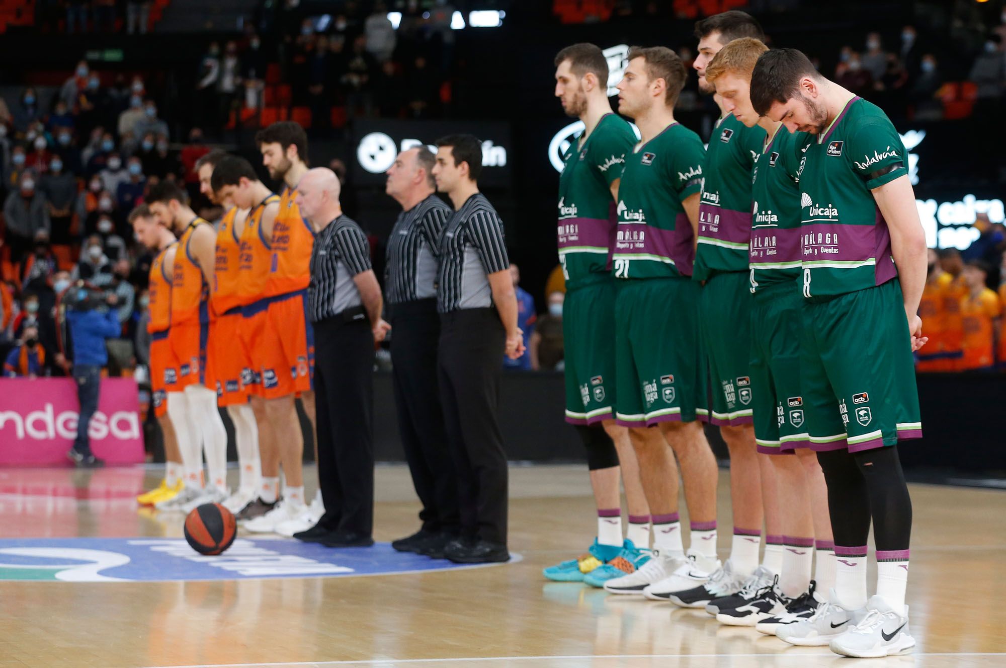 Las imágenes del Valencia Basket - Unicaja de la Liga Endesa