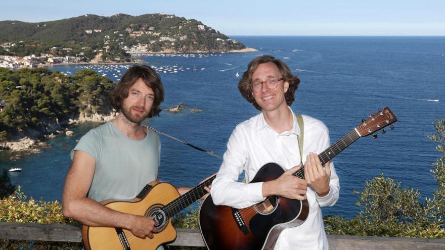 Kings of Convenience, en un descans dels seus assajos als jardins de Cap Roig.