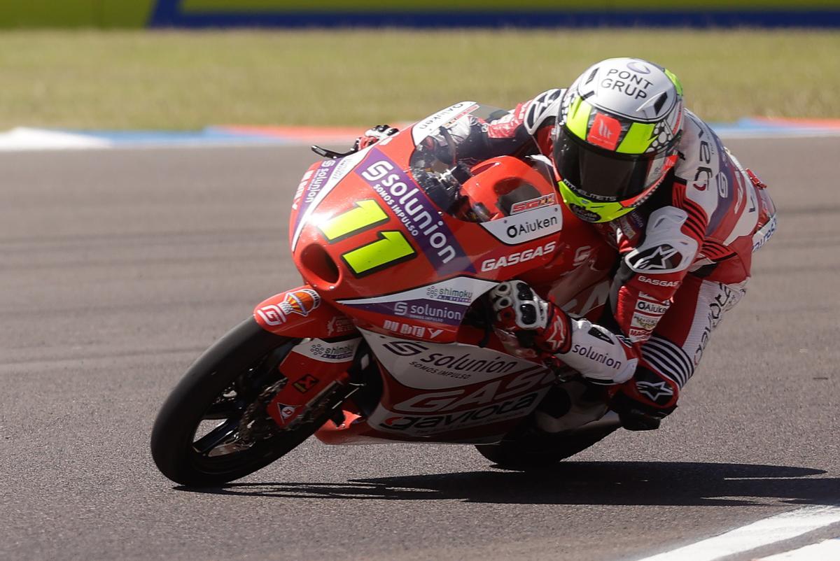 Victoria y liderato en Moto3 de Sergio García Dols en Argentina
