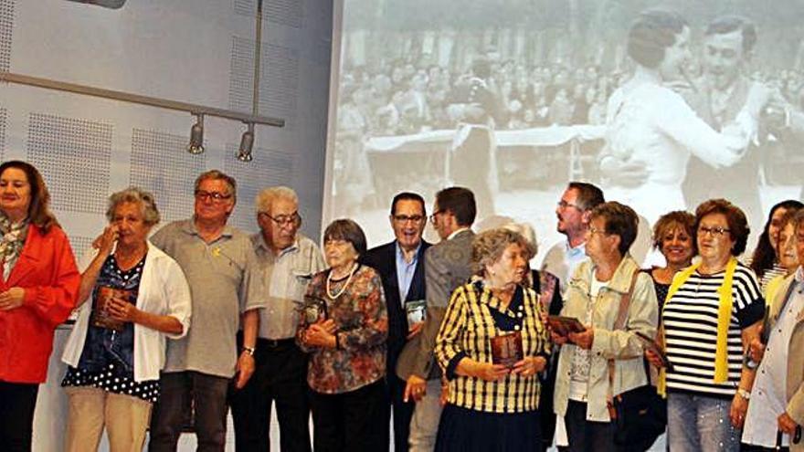 Grup de persones entrevistades en el documental