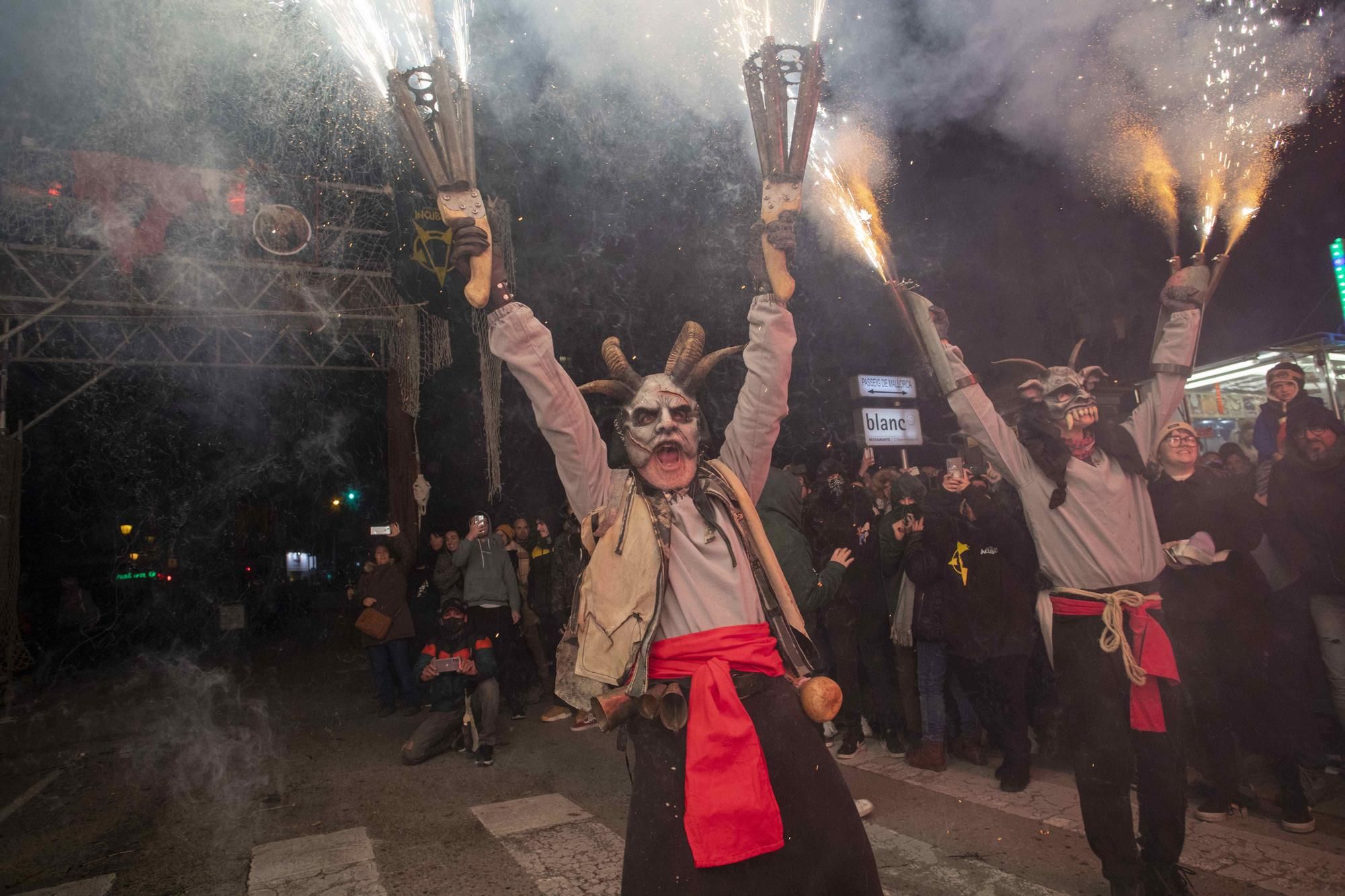 Feuer und Drachen in Palma de Mallorca: So lief der erste Correfoc nach der Pandemie