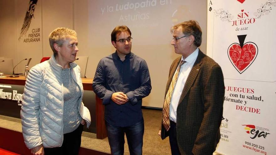 Carmen Llames, Iván López y Máximo Gutiérrez.