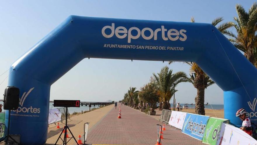 Final de triatlón de deporte escolar