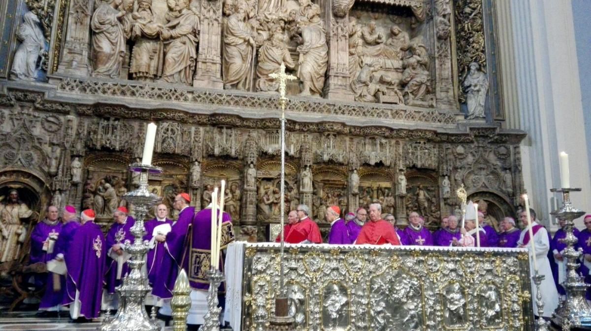 Funeral de Elías Yanez en la Basílica del Pilar