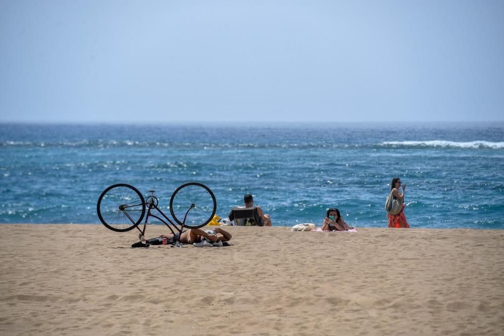 La fase 2 vuelve a llenar de vida Las Canteras