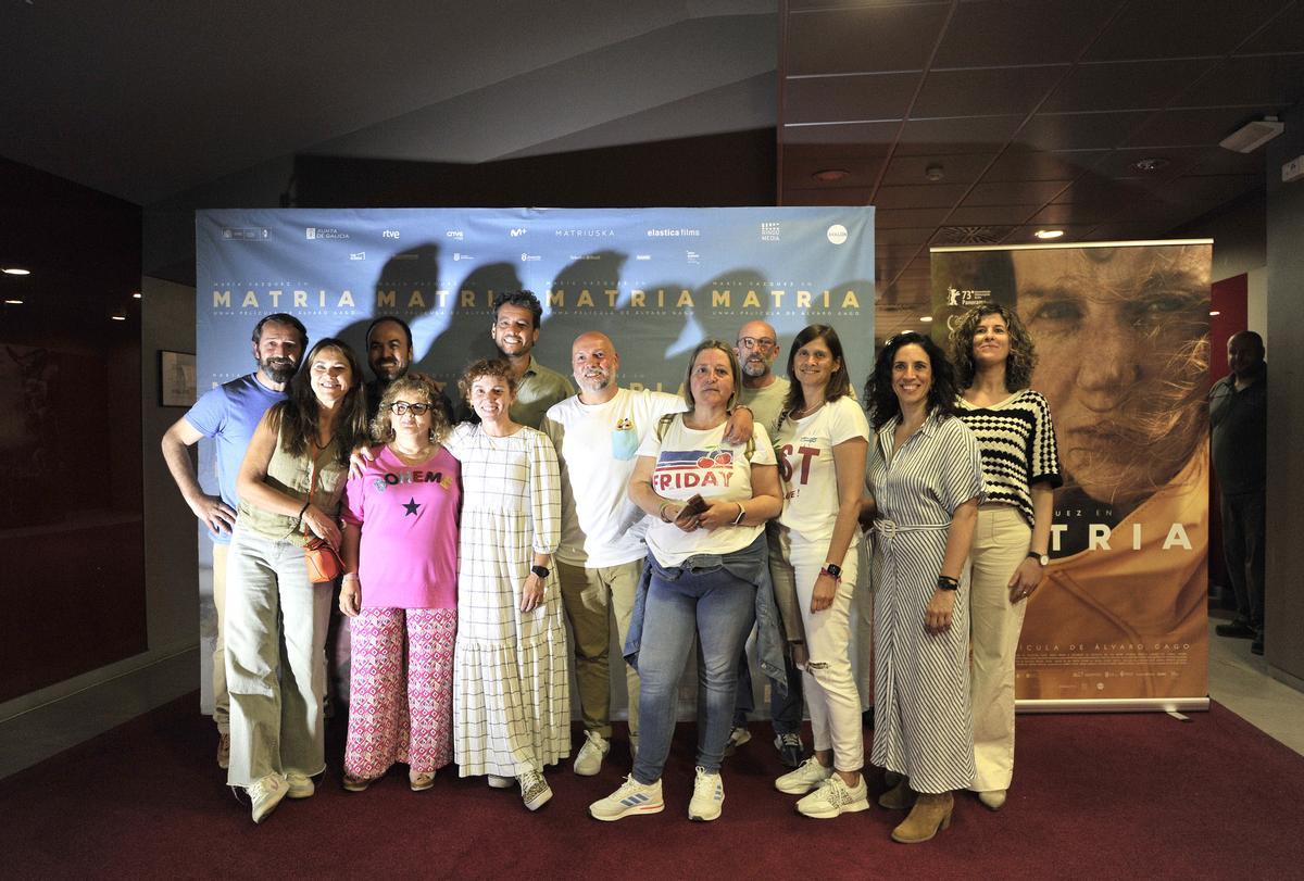 Álvaro Gago, Daniel Froiz y las actrices María Vázquez y Francisca Iglesias, en el photocall.