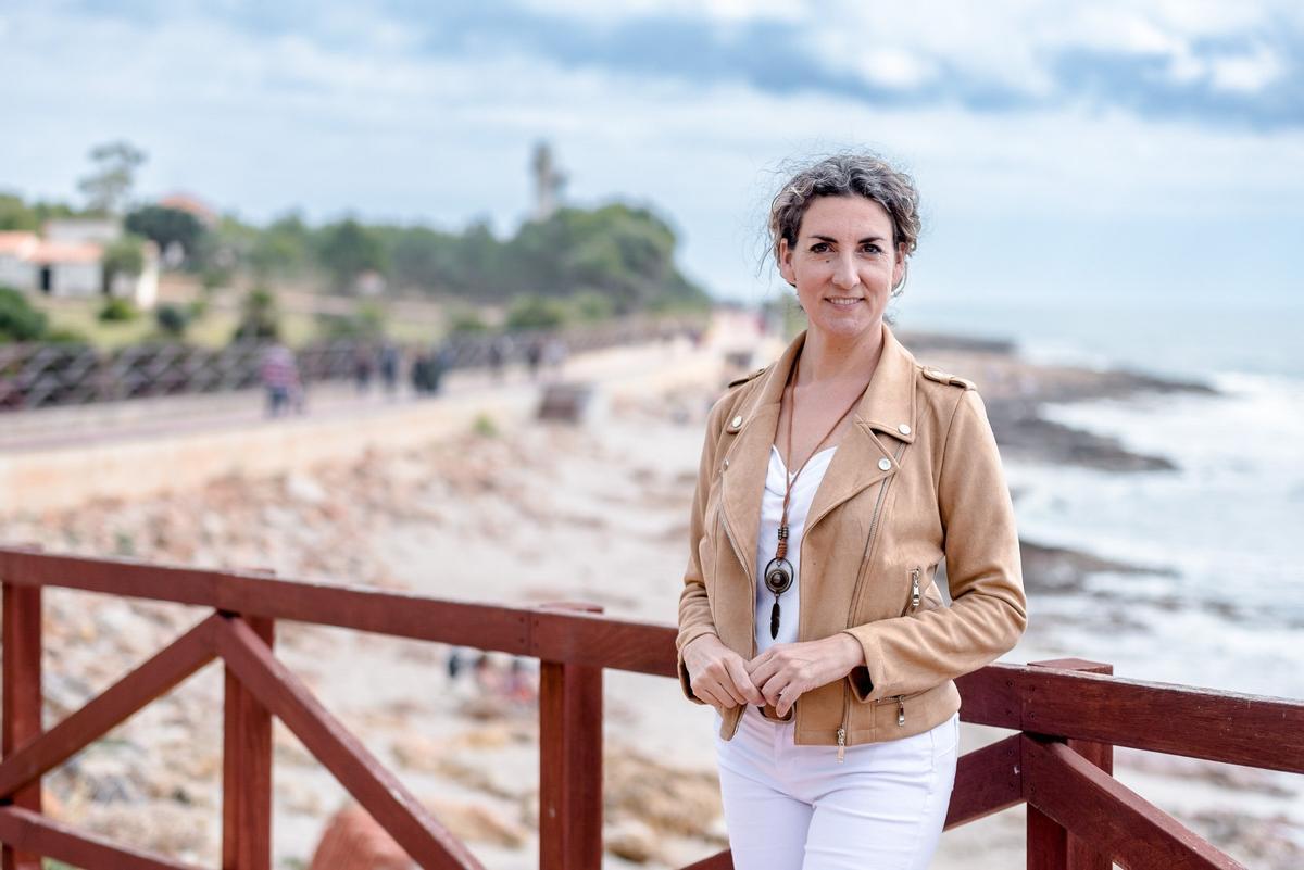 Ana María Martín alega motivos personales para su renuncia del cargo de concejala en Alcalà.