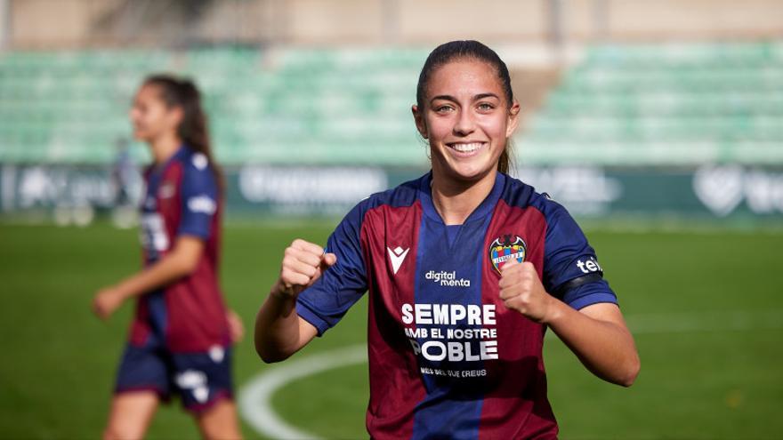Ainhoa Bascuñán renueva hasta 2027