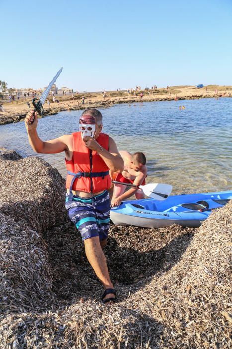 Protesta contra el muro de Ferrís en Torrevieja