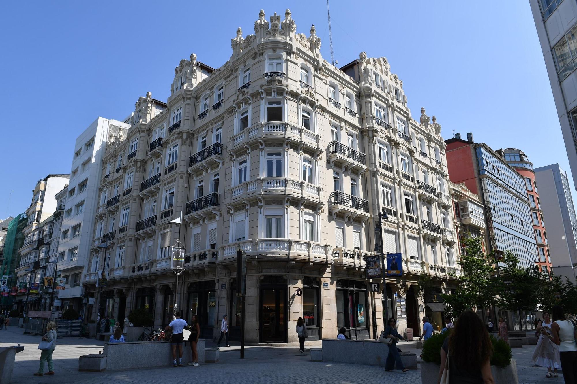 La Casa Viturro ya luce su fachada descubierta al completo
