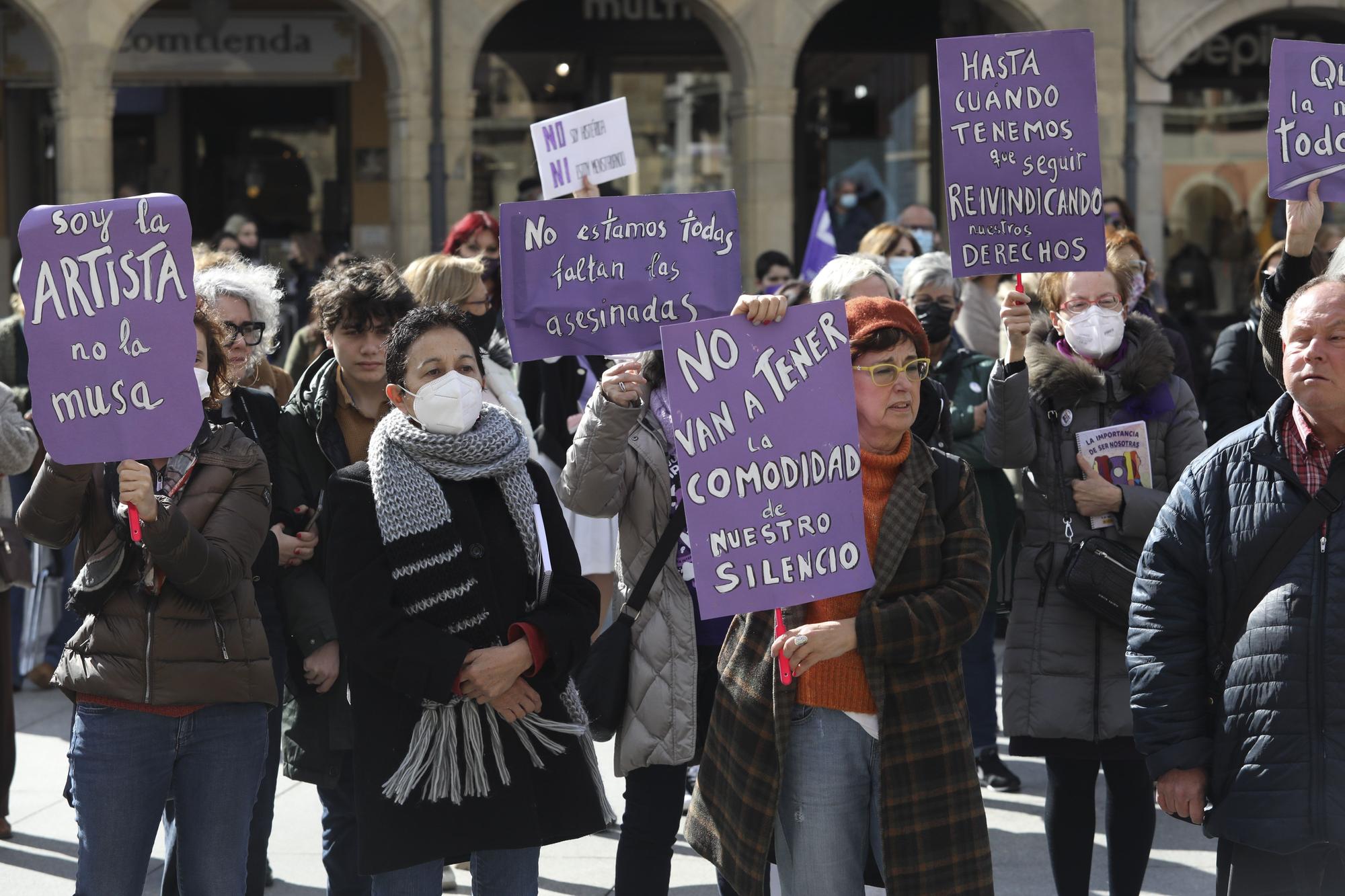 EN IMÁGENES: Así se vivió el Día de la Mujer (8M) en Avilés