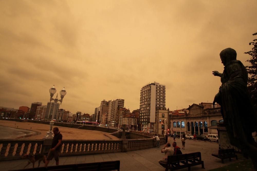 El humo de los incendios llega a Gijón