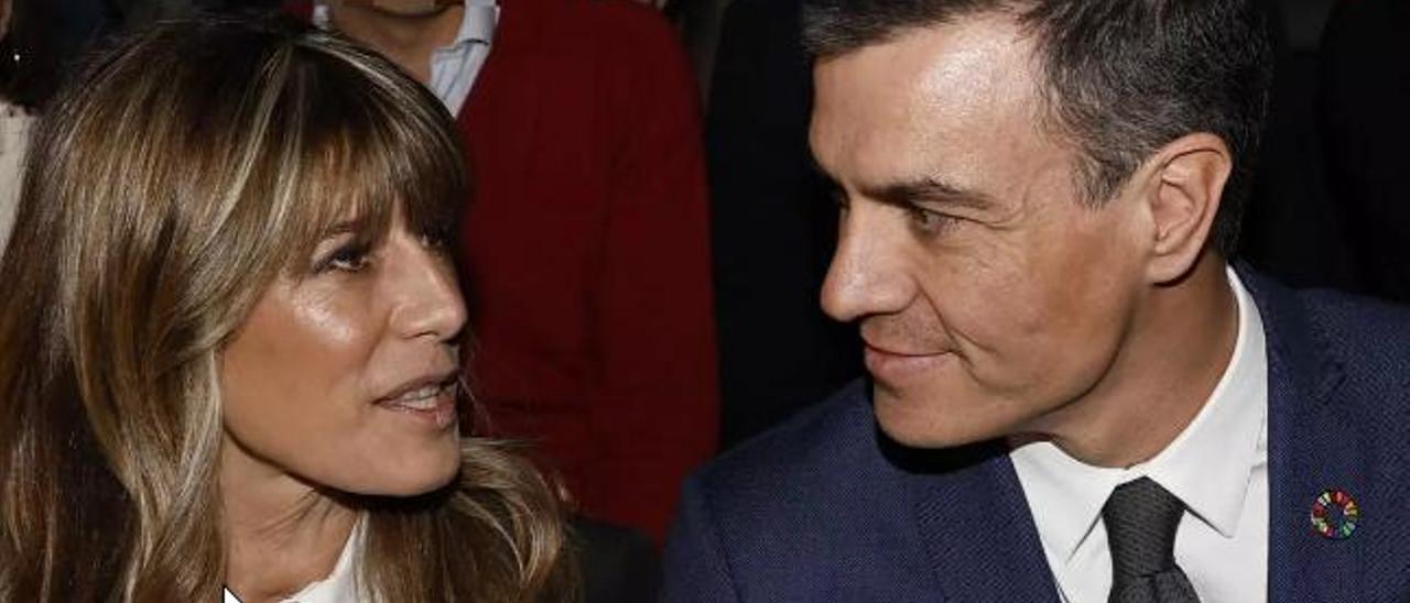 El núcleo duro de Sánchez le "empuja" a continuar en el Gobierno pese al "acoso" a su esposa