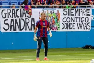 Liga F: FC Barcelona - Betis, el partido de despedida de Sandra Paños, Mariona Caldentey y Jonatan Giráldez, en imágenes