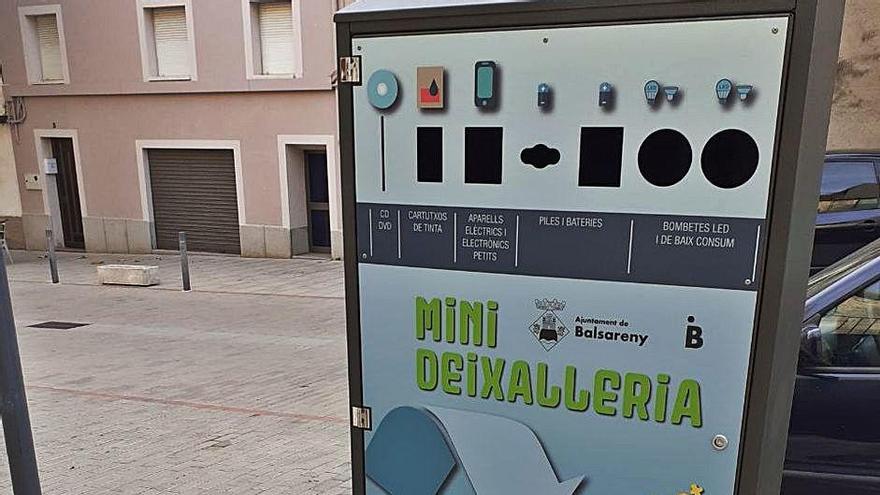 Balsareny instal·la una minideixalleria