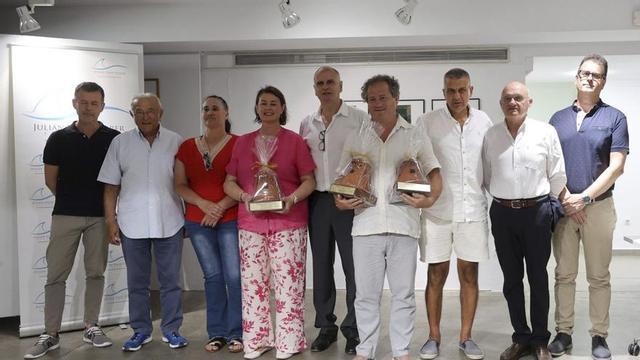 Imagen de la entrega de los premios de la edición del año pasado. | TONI ESCOBAR