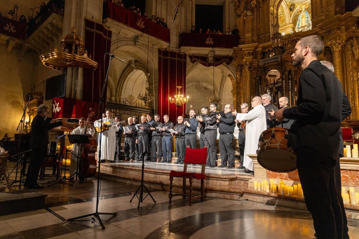 El concierto de Navidad del Misteri, en imágenes